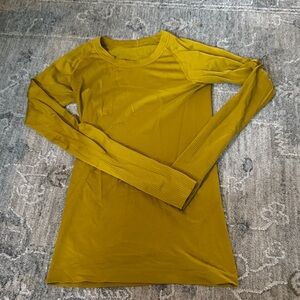 Lululemon Athletica Golden Long Sleeve Top